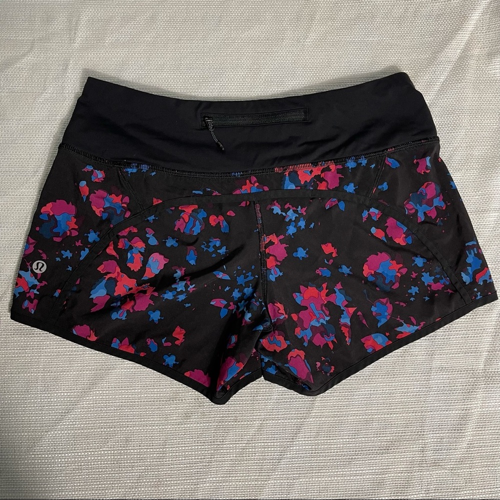Lululemon Speed Up Shorts - Picture 2 of 4